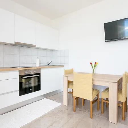 Apartman Okrug Gornji 9693a Trogir